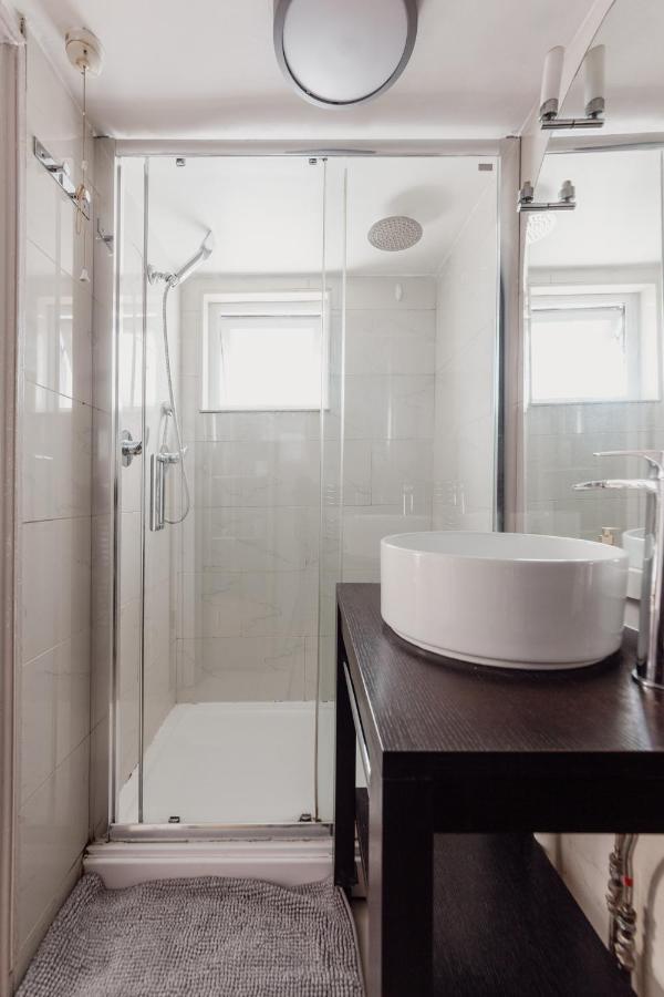 Charming & Beautiful 2 Bed Flat In Zone 1 Apartment London Exterior photo